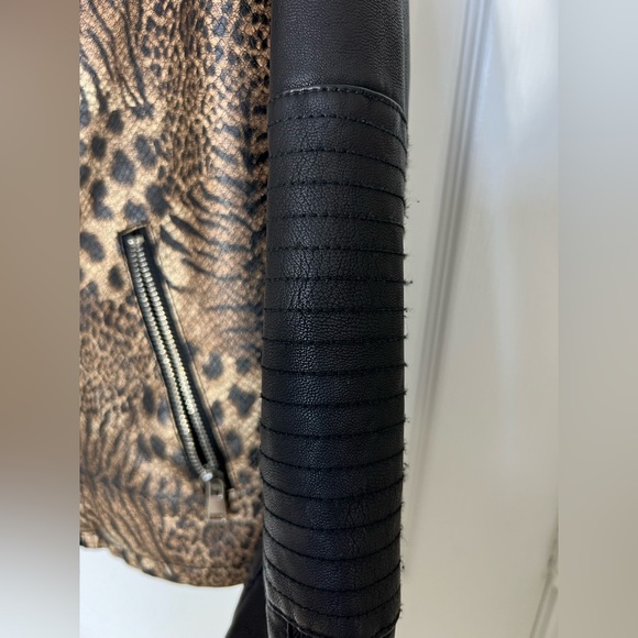 Baccini Black and Brown Animal Print Leopard Cheetah Faux Leather Moto Jacket - Picture 5 of 6